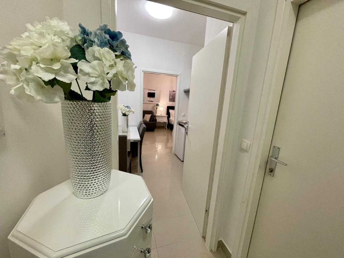 Square Guest house 3*